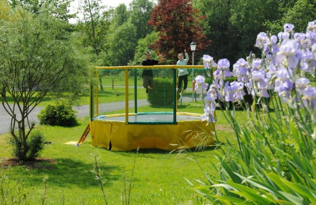 Camping Au Bord De L'Aisne Guignicourt Exterior foto